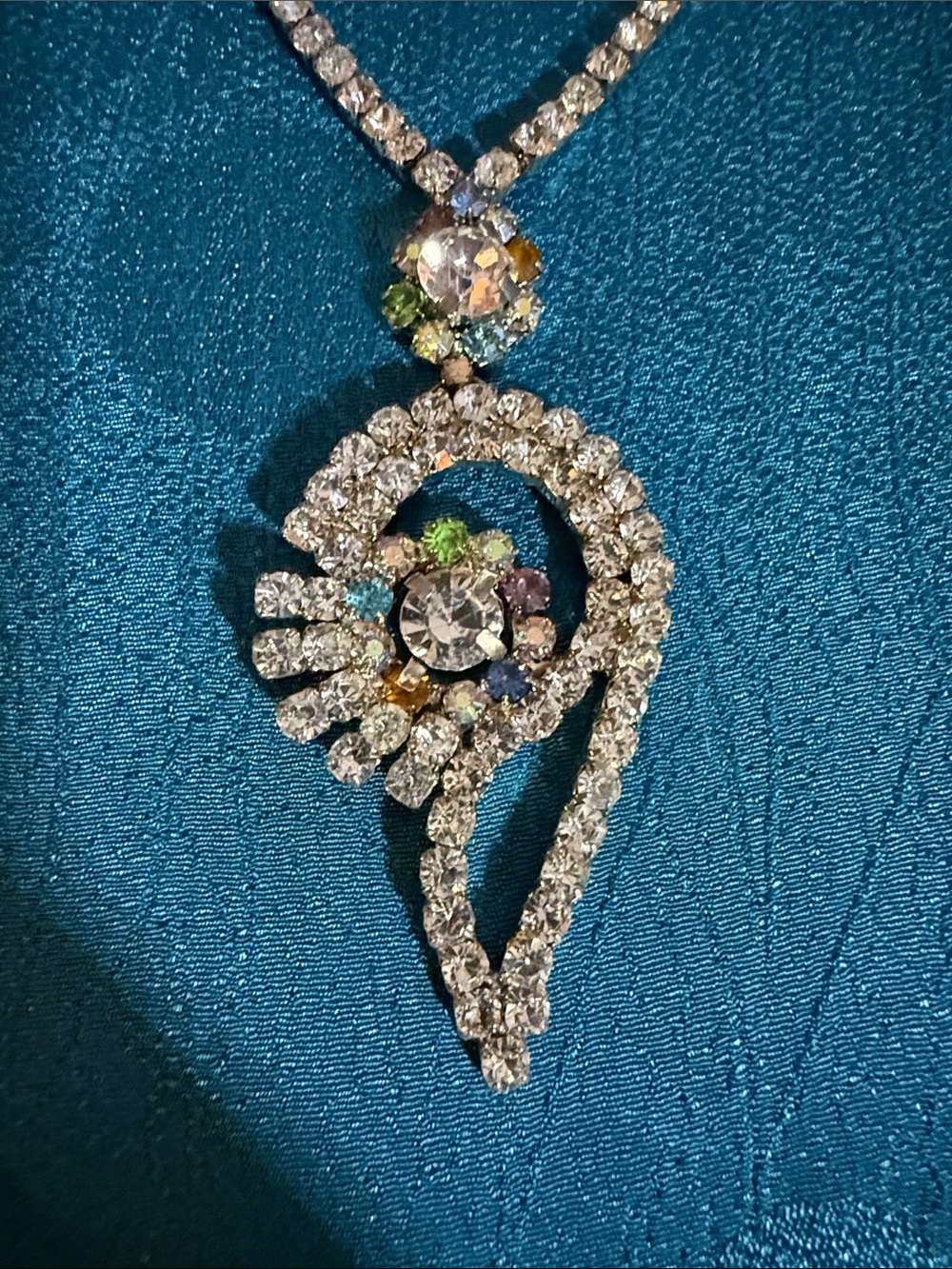 Vintage Crystal Teardrop Multi-Color Pendant Necklace - Women Jewelry